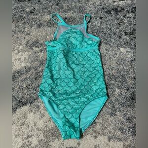 Justice girls size 6 mermaid one piece bathing suit